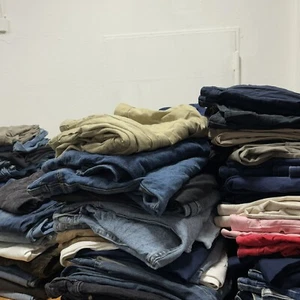 Second Hand Großhandel Restposten 15 Stück Vintage Jeans Hosen Konvolut #24 - Bild 1 von 7