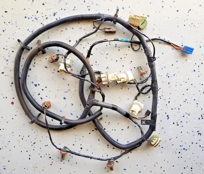 1997 1996 1995 1994 LINCOLN TOWNCAR TAILLIGHT HARNESS USED OEM Tail Light - Image 1 of 4