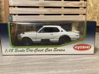 Kyosho 1/18 Nissan Skyline 2000gt-r Diecast Model Car Collectible Display - Image 1 of 4