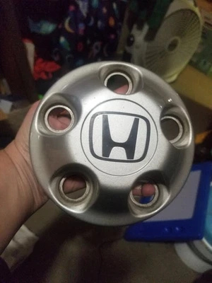 2003 2004 2005 03 04 05 Honda Pilot OEM tapa central plateada 63848 Foto 1 de 4