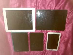 apple ipad 4 and 2 mini. 1 Samsung and 1 huawei mediapad - Picture 1 of 2