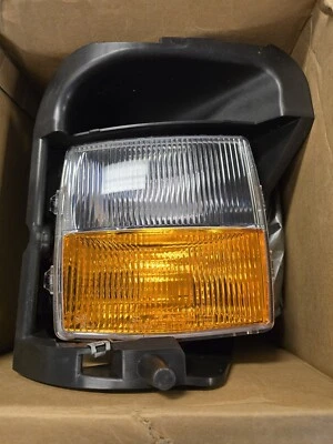 全新 2004 - 2007 凯迪拉克 CTS LH 转动信号灯 正品 GM 15140707  — 第 1/4 张图片