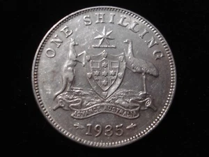 Australian 1935 Shilling 8 Pearls Sterling Silver Coin KGV (NN03) - Imagen 1 de 2