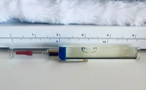 Aceite de máquina de coser, bordado de alta velocidad, punta de aguja, ¡FRESCO! - Imagen 1 de 6