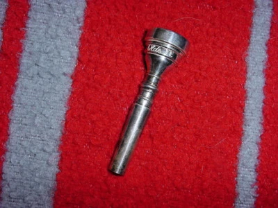 VINTAGE OLDS 7E TRUMPET MOUTHPIECE   - Image 1 of 4