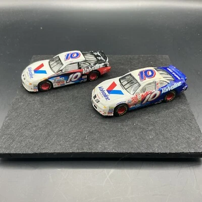 Coches diecast Johnny Benson 10 Valvoline 1996 1/64 NASCAR Hot Wheels  Foto 1 de 2