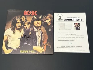BECKETT LOA ANGUS YOUNG Signed Autographed AC/DC Highway To Hell Vinyl Album LP - Picture 1 of 5