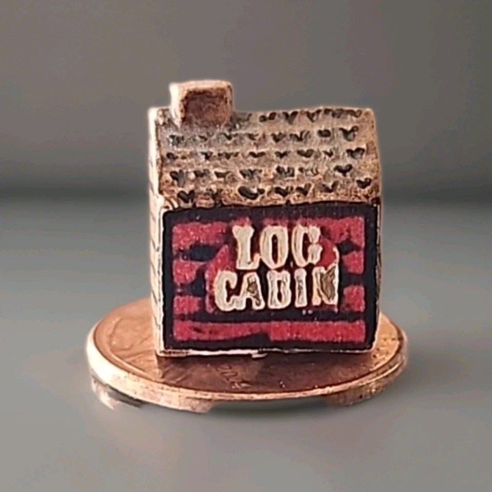 Dollhouse miniatures Food 1:12 Vintage Log Cabin Syrup Container Handmade - Image 1 of 4