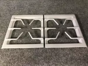 OEM Jenn-Air Gas Grill Burner Grey Grates 12001481 250788 - NEW - Picture 1 of 4