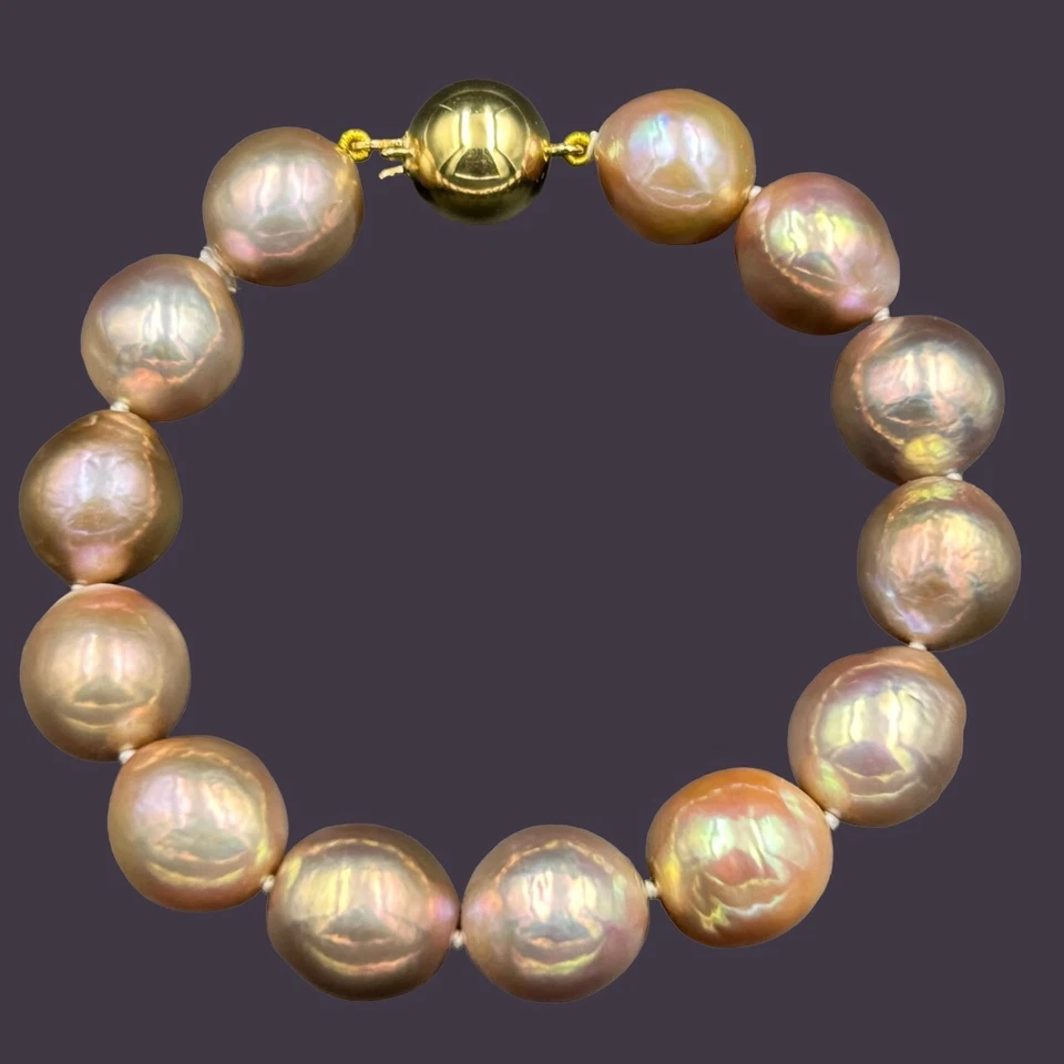 Pulsera de perlas barrocas de oro amarillo de 18k Foto 1 de 4