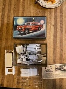 VINTAGE AMT 1955 CHEVY NOMAD CUSTOMIZING KIT - Picture 1 of 5