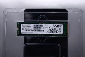 SSD SAMSUNG 256GB NVMe pm981a - Imagen 1 de 1