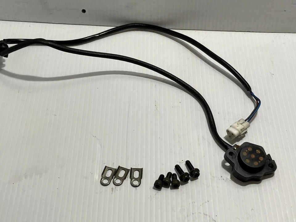 2001 Suzuki Gsxr 1300 Hayabusa Neutral Safety Switch/ Sensor  (Oem) - Image 1 of 4
