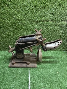 Vintage Shoe Stretcher Repair Shop ANTIQUE TRU-FIT PARAGON MODEL 1 Cast Iron USA - Picture 1 of 12