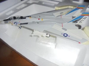ARMADURA FRANKLIN COMO NUEVA B11E210 1/48 F-14A TOMCAT USN VF-143 "PERROS PUKIN" RARA NUEVA - Imagen 1 de 11