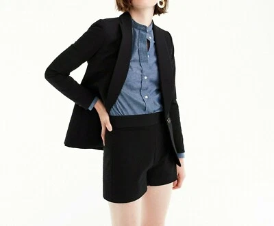 Pantalón corto de tiro alto J.Crew en Seersucker | 2 | Negro | $59,50 Foto 1 de 4