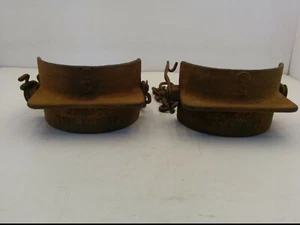 ANTIQUE RARE CHICAGO TIRE LUG CO. CAST IRON TIRE LUG/CLEAT - Picture 1 of 6