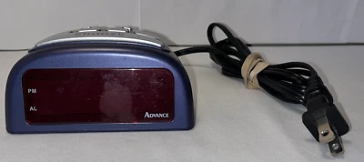 Mini despertador elétrico Advance modelo 3040 azul viagem soneca testado básico - Imagem 1 de 4