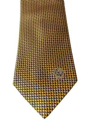 NOVO VERSACE Icônico Logotipo Cabeça de Medusa Estampa Geométrica Gravata de Seda Ouro/Marinho Itália - Imagem 1 de 4