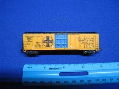 N Scale Atlas Santa Fe Boxcar - Freight Train - Image 1 of 4