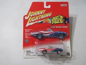 Johnny Lightning Hollywood on Wheels-Austin Powers: Felicity Shagwell's Corvette - Picture 1 of 4