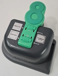 Puncher Lucky 8 Border We R Memory Keepers Floral Shape Inner & Outer Cut - Picture 1 of 7