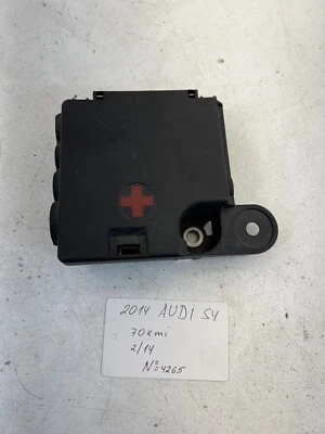 Audi S4 2013-2016 3,0 L distribución de batería positiva OEM. Foto 1 de 4