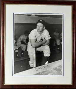 Mickey Mantle Autographed 16x20 Photo Framed (Pre-owned; As-is) JSA LOA - Picture 1 of 3