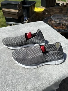 Skechers Dual-Lite Slip On Sneakers Grey Color Size 10.5 Pre-owned, Memory Foam - Picture 1 of 7