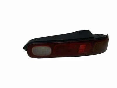 Luz trasera derecha pasajero Acura Integra 1994-1997 3 puertas hatchback  Foto 1 de 4