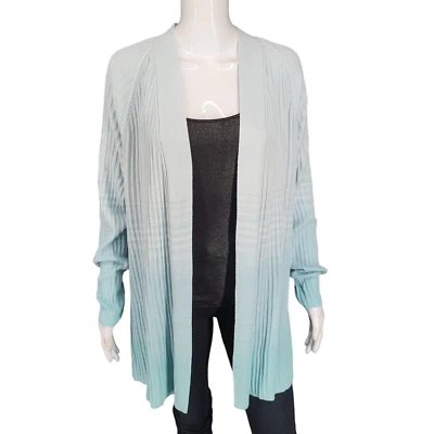 Cárdigan Isaac Mizrahi Live Talla Mediana Azul Ombre Texturizado Frente Abierto Top Foto 1 de 4