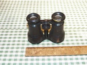 Binoculares pequeños envueltos en cuero vintage - Imagen 1 de 3
