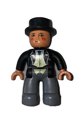 Фигурка Lego Duplo Thomas & Friends Sir Topham Hat контроллер trainmaster - Изображение 1 из 3