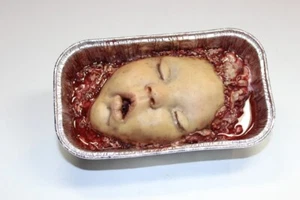 CREEPY CUISINE INFANT HEAD WITH EXPOSED BRAIN HORROR HALLOWEEN PROP - Picture 1 of 12