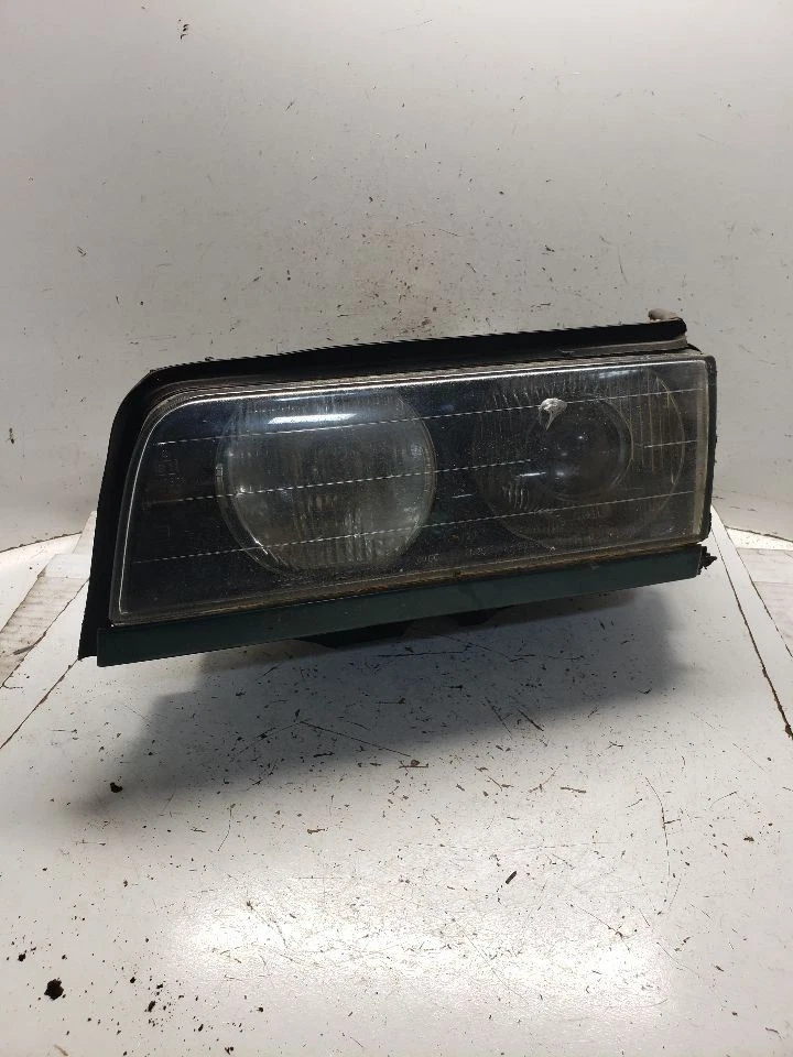 Faro halógeno izquierdo conductor para BMW 740i 1361916 95-98 Foto 1 de 4