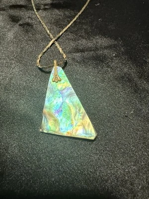 Double sided pendant necklace one side abalone shell the other mother of pearl  - Image 1 of 4