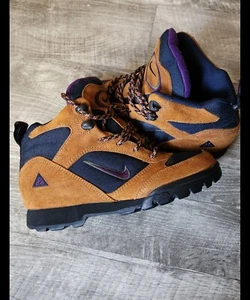Vintage 90s Nike ACG Brown Hiking Boots WOMENS Size 7  - Picture 1 of 11