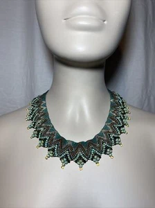 Nuevo Collar de Cuentas Hecho a Mano Cuentas Semilla Collar Verde - Imagen 1 de 8