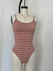 Brandy Melville orange rosa Streifen Rundhalsausschnitt Tanga Po Lola Body neu mit Etikett Gr. S - Bild 1 von 6