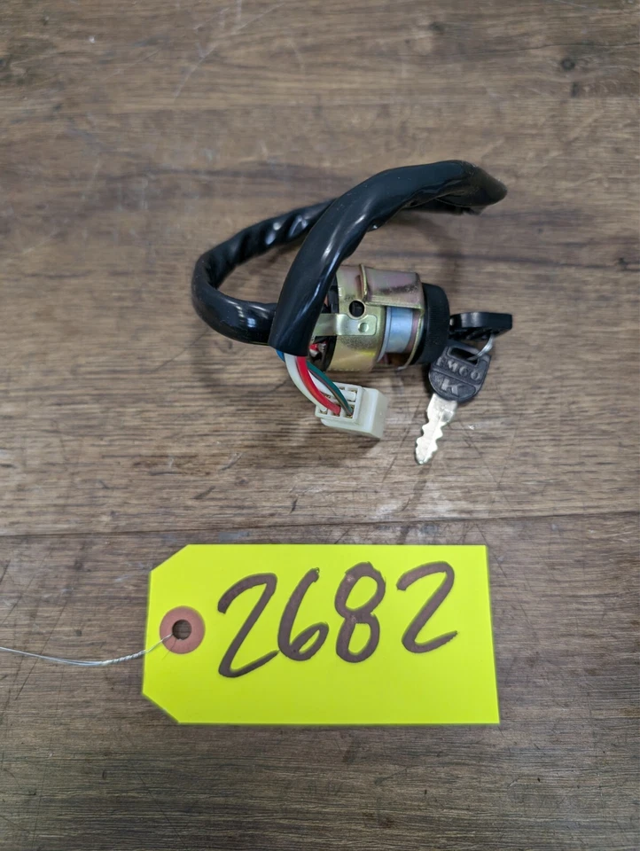 Kawasaki Ninja ZX10R 2004-2005 OEM CERRADURA DE ENCENDIDO CON LLAVE - 27005-5139 Foto 1 de 4