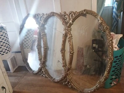 Antiguo espejo victoriano pesado adorno dorado  Foto 1 de 4