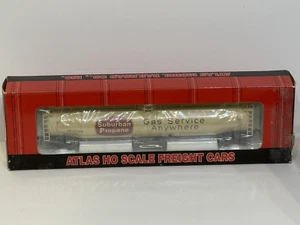 Atlas HO 1729-1 ACF 33,000 Gallon Tank Car Suburban Propane CNTX 1309 - NEW - Picture 1 of 4
