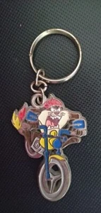 Vintage Tasmanian Devil Keychain Warner Bros Metallic - Picture 1 of 2
