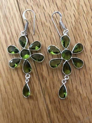"Pendientes de flor de cristal verde de 2""" Foto 1 de 3