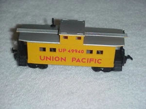 LIFE-LIKE 8534 CABOOSE UNION PACIFIC 49940  - Picture 1 of 4