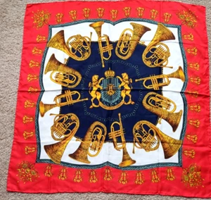 1989 Glitzer SEOUL KOREA SEIDENTUCH Trompeten & LIONS Crest France 100% Seide  - Bild 1 von 7