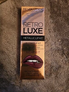 Kit de labios Revolution Retro Luxe metálico mate líquido lápiz labial conjunto vale la pena nuevo - Imagen 1 de 3