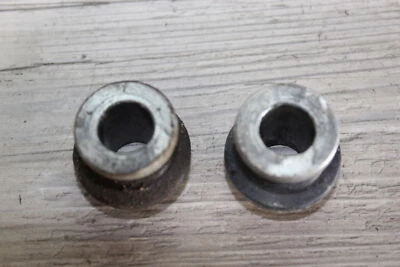 2002 年雅马哈 Ttr225 前轮轮圈轴枢轴螺栓间隔器 — 第 1/3 张图片