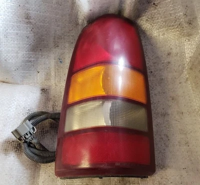 Задний фонарь водителя классический стиль подходит для пикапа 05–07 SIERRA 1500 570767 - Изображение 1 из 4