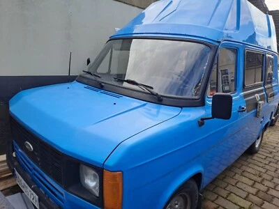 Ford Transit (Umgebaut als Wohnmobil) Oldtimer - Bild 1 von 4